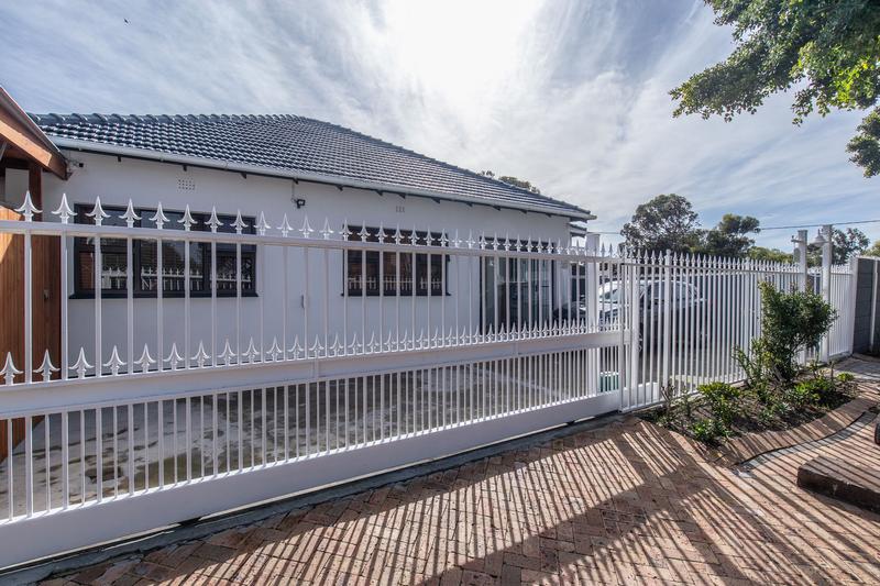 To Let 3 Bedroom Property for Rent in Plumstead Western Cape